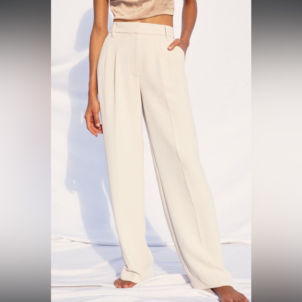 Aritzia Effortless Pants
